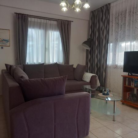 Tholos Bay Suites Kavúszi Kültér fotó