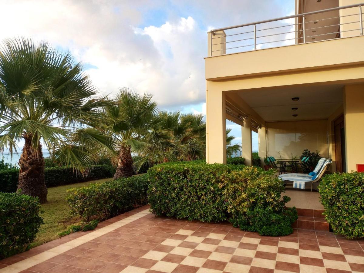 Tholos Bay Suites Kavúszi Kültér fotó