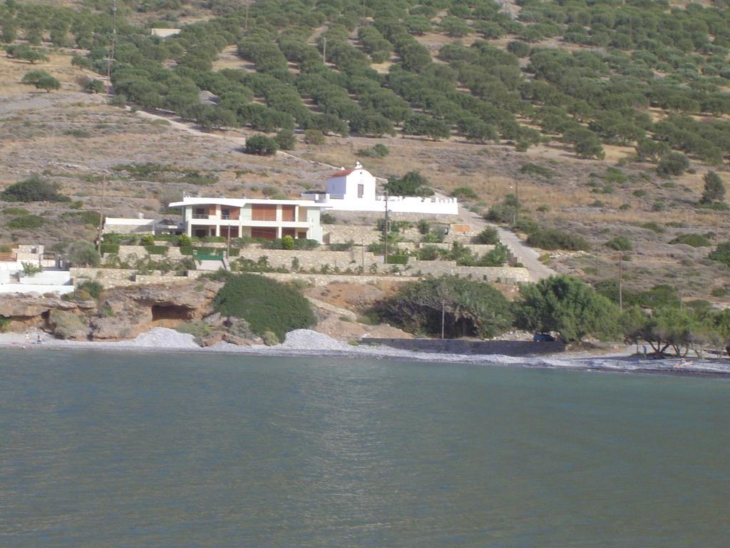 Tholos Bay Suites Kavúszi Kültér fotó